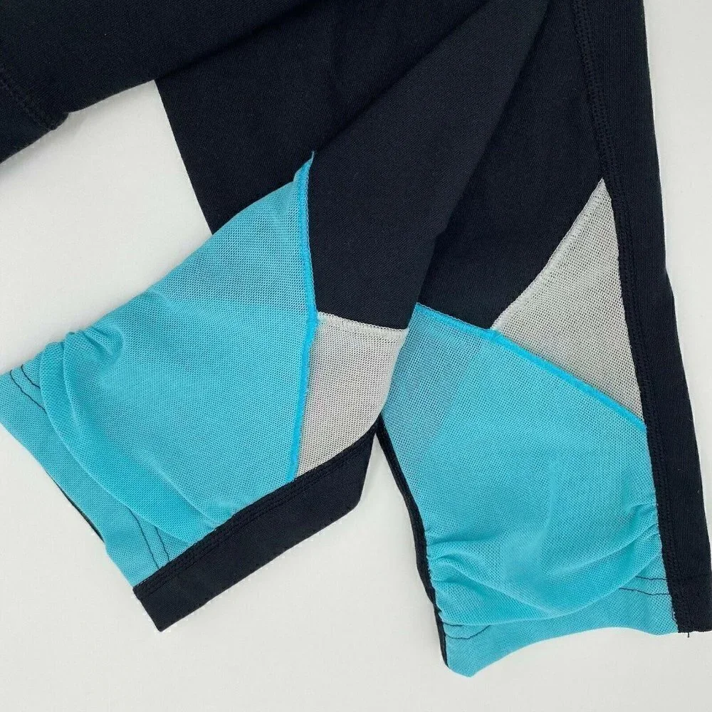 NIKE DRI FIT Size X-Small (26x20) Black Aqua Cropped Legging